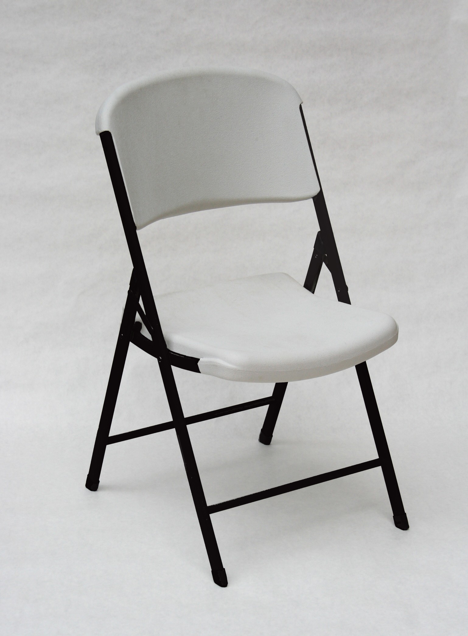 folding chairs for sale near me